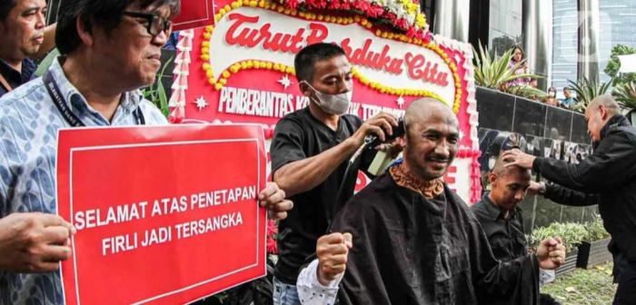 Jadi Tersangka, Firli Bahuri Akan Melawan, Abraham Samad Cukur Gundul Jadi Tersangka, Firli Bahuri Akan Melawan, Abraham Samad Cukur Gundul