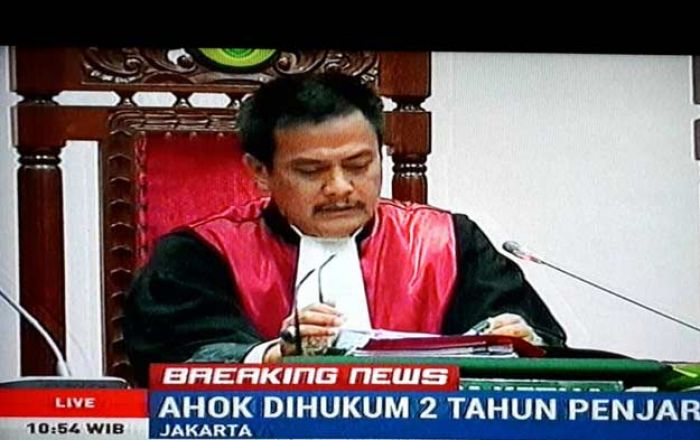 Mengenal Sosok Inoenk, Ketua Majelis Hakim Mengenal Sosok Inoenk, Ketua Majelis Hakim