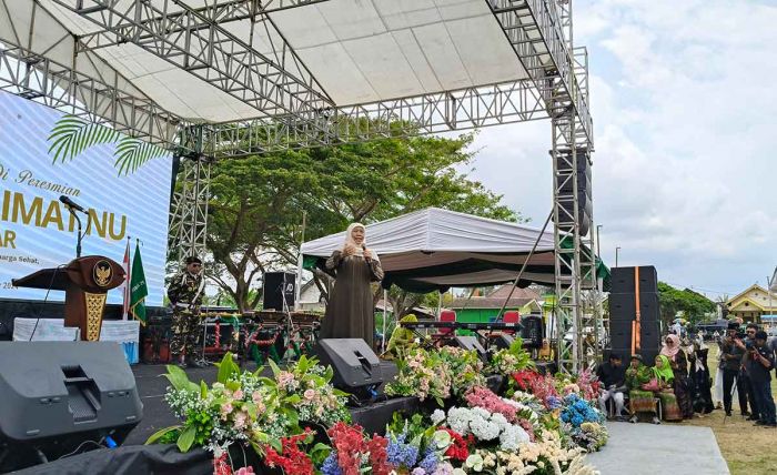 Di Blitar, Khofifah Minta Restu ke Ribuan Anggota Muslimat Maju Pilgub Jatim 2024 Di Blitar, Khofifah Minta Restu ke Ribuan Anggota Muslimat Maju Pilgub Jatim 2024