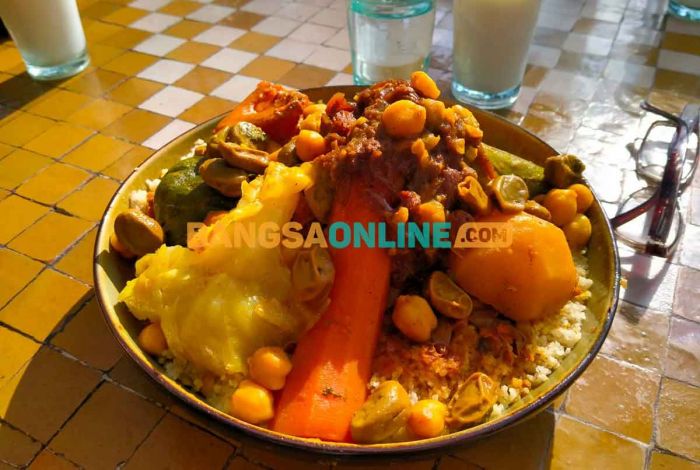 Yang Unik di Maroko, Makan Kuskus dan Tojin Panas Langsung Dingin, Lho? Yang Unik di Maroko, Makan Kuskus dan Tojin Panas Langsung Dingin, Lho?