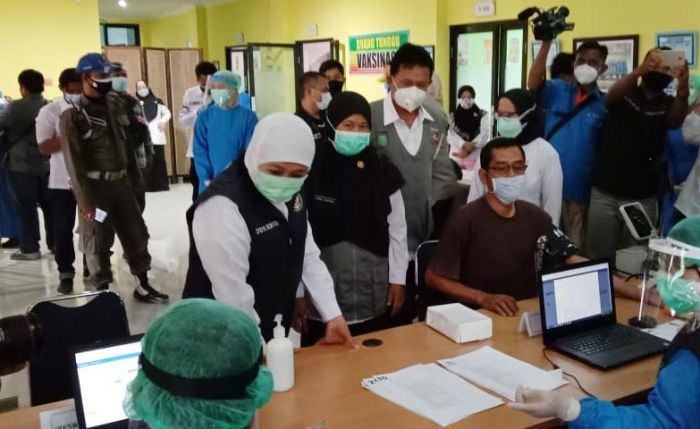 Sambut Kunjungan Gubernur Jatim, Wali Kota Madiun: 73 Persen Nakes Sudah Divaksin Sambut Kunjungan Gubernur Jatim, Wali Kota Madiun: 73 Persen Nakes Sudah Divaksin