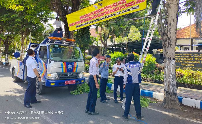 Mobil ETLE Beroperasi, Dishub dan Satlantas Kota Pasuruan Sosialisasi Kawasan Tertib Lalu Lintas Mobil ETLE Beroperasi, Dishub dan Satlantas Kota Pasuruan Sosialisasi Kawasan Tertib Lalu Lintas