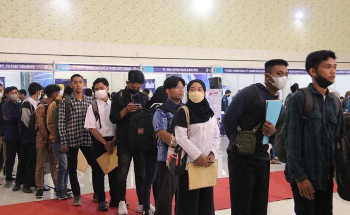 Sediakan 3.078 Lowongan Pekerjaan, Job Fair Jember 2022 Diserbu Ribuan Pencaker