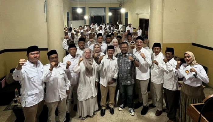 Hadir di Rakorcab Gerindra Gresik, ini Janji Yani-Alif Jika Menang dalam Pilkada 2024 Hadir di Rakorcab Gerindra Gresik, ini Janji Yani-Alif Jika Menang dalam Pilkada 2024
