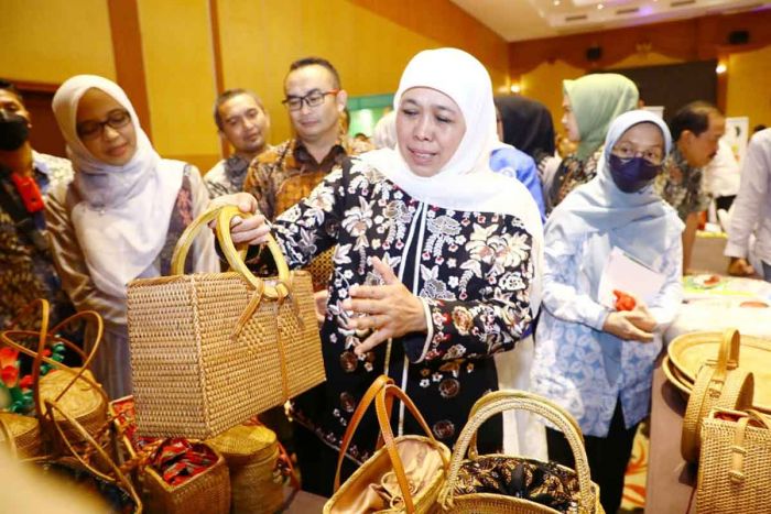 Didukung Pelayaran Long Distance Ferry, Gubernur Khofifah Optimis Perdagangan Jatim-NTB Meroket