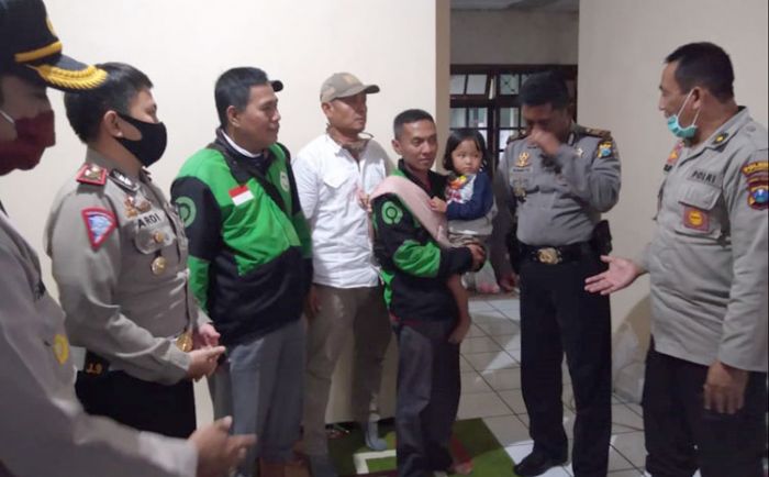 Ikut Diajak Ngojek, Polres Jember Siap Tanggung Biaya Pendidikan Anak Ojol yang Viral di Medsos