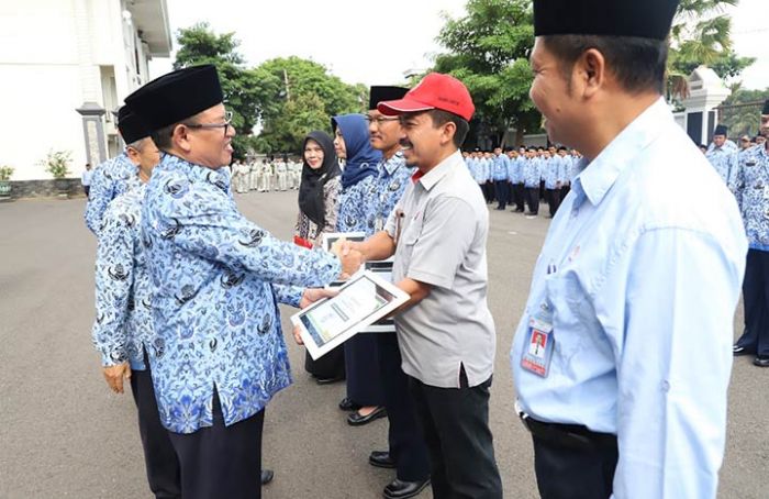 UPZ Semen Indonesia Raih Penghargaan dari Pemkab Tuban UPZ Semen Indonesia Raih Penghargaan dari Pemkab Tuban