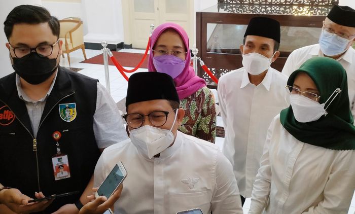 Kunjungi Pendopo Panjalu Jayati, Cak Imin Temui Bupati Kediri, Ada Apa? Kunjungi Pendopo Panjalu Jayati, Cak Imin Temui Bupati Kediri, Ada Apa?
