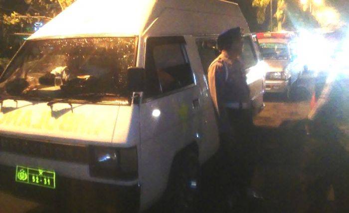 Perayaan Tahun Baru, 4 Mobil Ambulans Disiagakan di Kota Sidoarjo Perayaan Tahun Baru, 4 Mobil Ambulans Disiagakan di Kota Sidoarjo