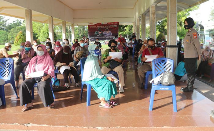 Target Tercapai, Pemkab Ngawi Akhiri Vaksinasi di Lingkungan Pabrik dan Pasar Target Tercapai, Pemkab Ngawi Akhiri Vaksinasi di Lingkungan Pabrik dan Pasar
