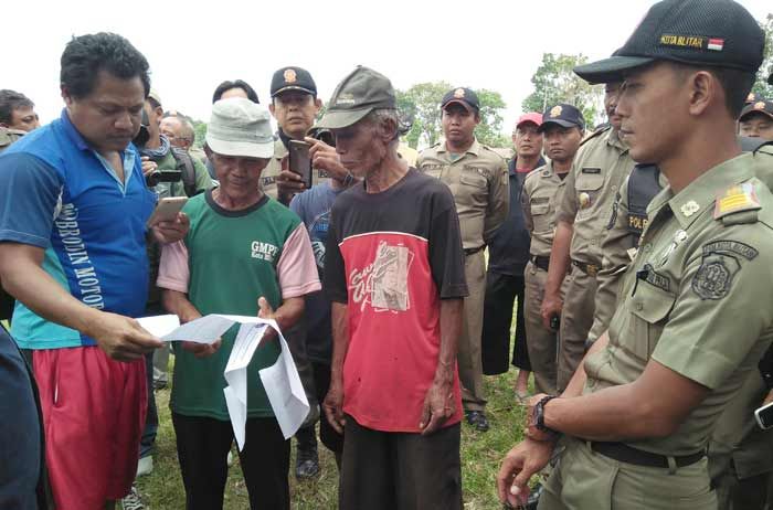 Pengukuran Lahan SMPN 3 Kota Blitar Diwarnai Kericuhan Pengukuran Lahan SMPN 3 Kota Blitar Diwarnai Kericuhan