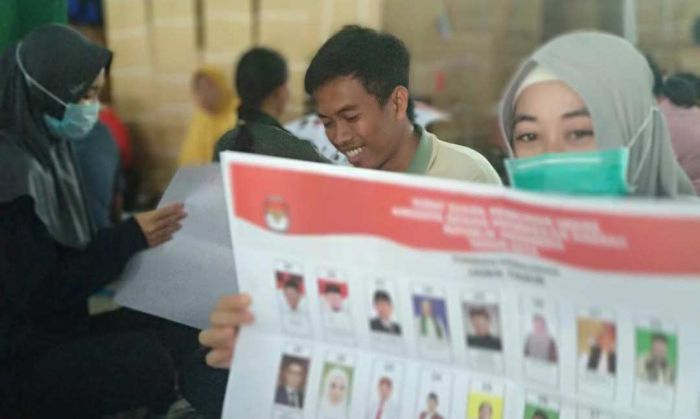 Bawaslu Pacitan Temukan Jumlah Bendel Surat Suara yang Kurang dan Lebih Bawaslu Pacitan Temukan Jumlah Bendel Surat Suara yang Kurang dan Lebih