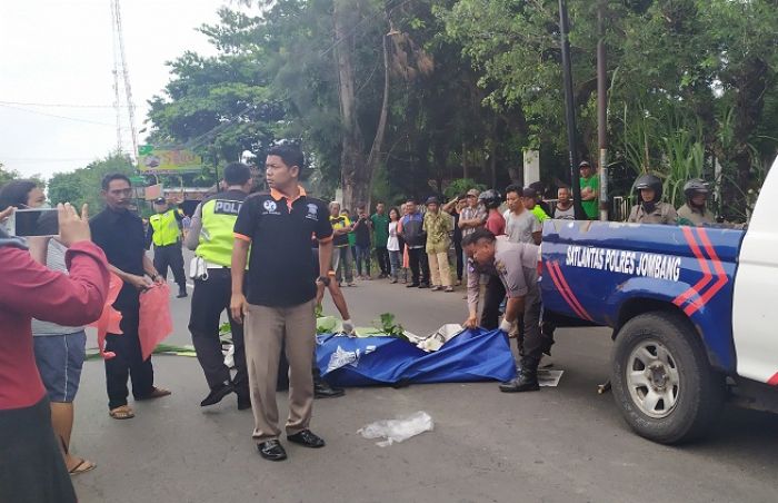 Pemuda Kediri Tewas Terlindas Truk Tangki di Jombang