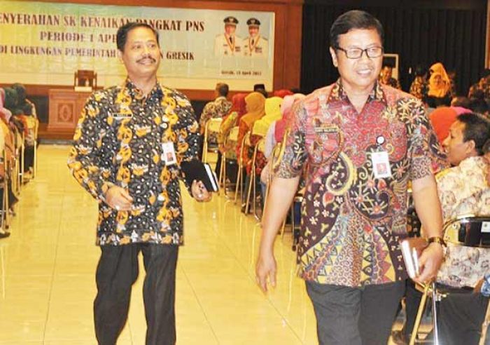 Tarik Ulur Penentuan 3 Pejabat Gresik Hasil Lelang Tarik Ulur Penentuan 3 Pejabat Gresik Hasil Lelang