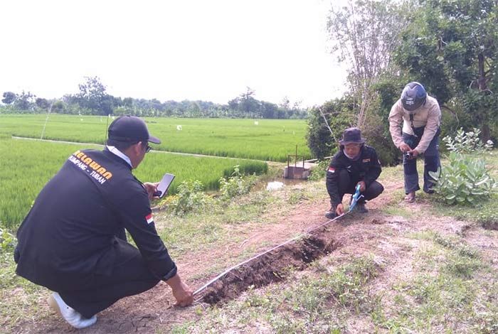 Sekber Relawan Penanggulangan Bencana Plumpang Petakan Titik Longsor Bengawan Solo Sekber Relawan Penanggulangan Bencana Plumpang Petakan Titik Longsor Bengawan Solo