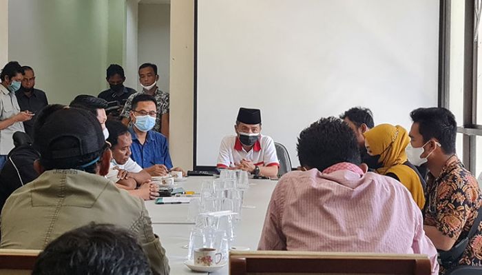 Pertanyakan Kekayaan dan Rencana Bisnis, PAKIS Gelar Audiensi Bersama Dirut PT Sumber Daya Bangkalan Pertanyakan Kekayaan dan Rencana Bisnis, PAKIS Gelar Audiensi Bersama Dirut PT Sumber Daya Bangkalan