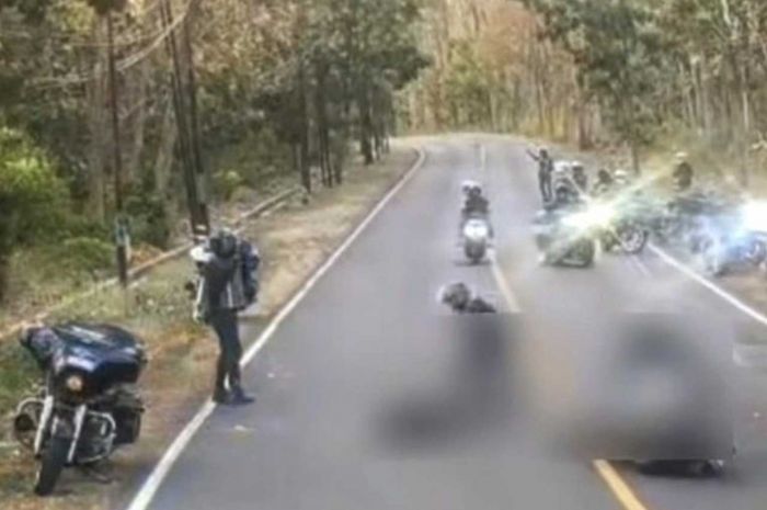 Kecelakaan Moge di Hutan Baluran Situbondo, Satu Pengendara Meninggal Dunia Kecelakaan Moge di Hutan Baluran Situbondo, Satu Pengendara Meninggal Dunia