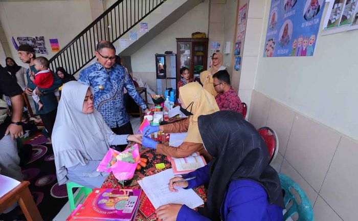Pj Wali Kota Batu Sapa Warga Oro-Oro Ombo Pj Wali Kota Batu Sapa Warga Oro-Oro Ombo