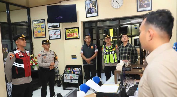 Pastikan Kamtibmas Aman, Wakapolres Kediri Kota Pimpin Patroli hingga Dini Hari