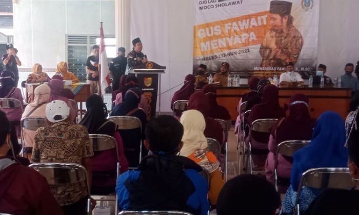 Gus Mufa Dorong Pemberdayaan Potensi Emak-Emak Gus Mufa Dorong Pemberdayaan Potensi Emak-Emak