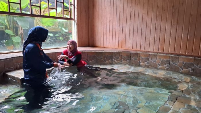 Pemandian Air Panas Cangar Hadirkan Fasilitas VIP, Sensasi Jacuzzi di Tengah Alam