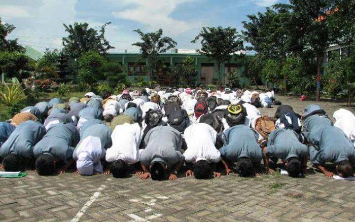 Menelisik Modus Pungutan Sekolah di Gresik (1): Oknum Kasek Lakukan Pungli agar Balik Menelisik Modus Pungutan Sekolah di Gresik (1): Oknum Kasek Lakukan Pungli agar Balik