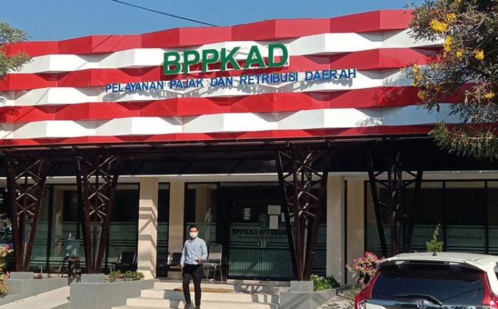 Tepati Janji, Bupati Situbondo Cairkan Honor Tenaga Kesehatan Selama Enam Bulan Tepati Janji, Bupati Situbondo Cairkan Honor Tenaga Kesehatan Selama Enam Bulan