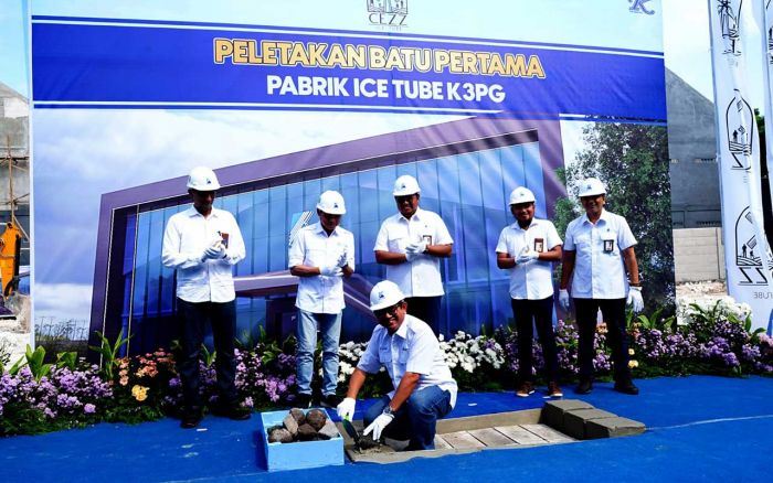 Strategi Hilirisasi, K3PG Dirikan Pabrik Ice Tube Strategi Hilirisasi, K3PG Dirikan Pabrik Ice Tube