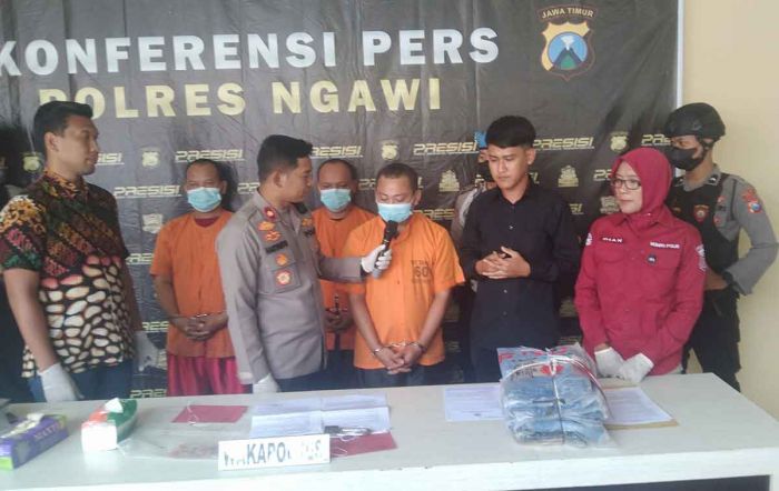 Polisi Ungkap Kasus Pembobolan Toko Pakaian di Ngawi Polisi Ungkap Kasus Pembobolan Toko Pakaian di Ngawi