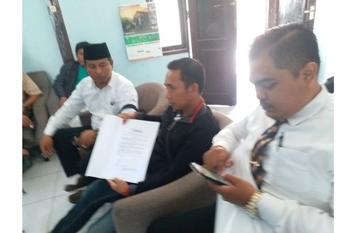 MK dan Panwas Kabupaten Bangkalan Terima Aduan Paslon Nomor Urut 1 MK dan Panwas Kabupaten Bangkalan Terima Aduan Paslon Nomor Urut 1