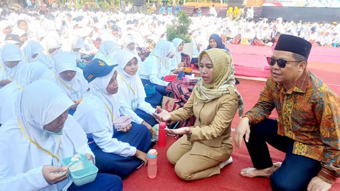 Siapkan Generasi Indonesia Emas, Ning Ita Buka Serentak MPLS Tingkat SMP Kota Mojokerto Siapkan Generasi Indonesia Emas, Ning Ita Buka Serentak MPLS Tingkat SMP Kota Mojokerto