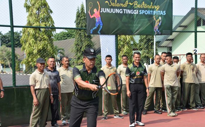 Danrem 084/BJ Buka Turnamen Tenis Lapangan