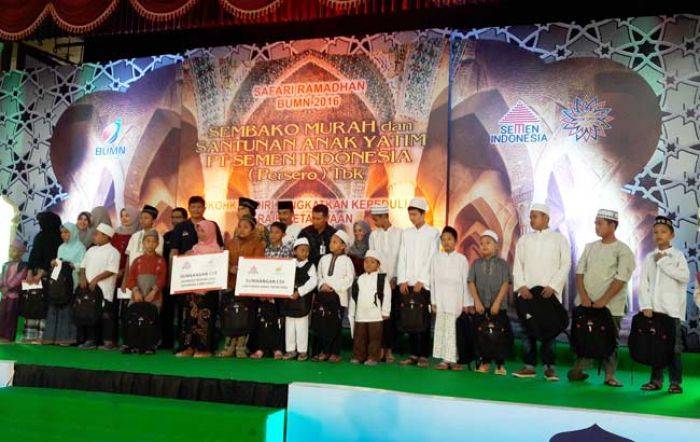 Gelar Pasar Murah, Semen Indonesia Salurkan 35.700 Paket Sembako Murah Gelar Pasar Murah, Semen Indonesia Salurkan 35.700 Paket Sembako Murah