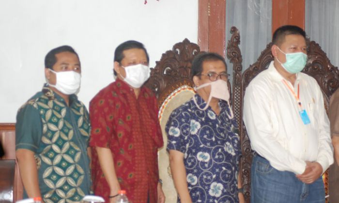 Tak Peduli Corona, 9 Anggota DPRD Jatim Masih Kunker ke Trenggalek