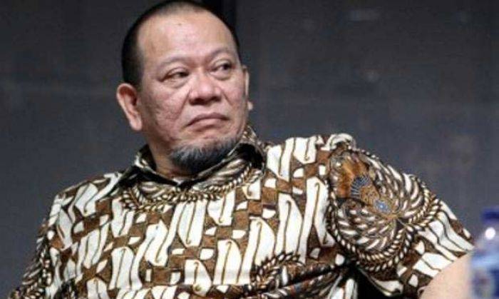 Transaksi Mencurigakan Mengalir ke Rekening Anak - Istri, La Nyalla Tuntut Pembuktian Transaksi Mencurigakan Mengalir ke Rekening Anak - Istri, La Nyalla Tuntut Pembuktian