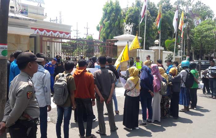 Demo, PMII Gresik Desak Kejaksaan Tetapkan Tersangka Kasus Penyimpangan Dana Jaspel BPJS