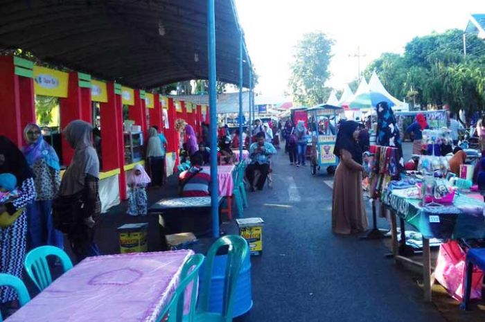 Manfaatkan Pasar Ramadhan di Situbondo, BUMDes Jasa Abadi Desa Gelung Promosikan Produk Unggulan