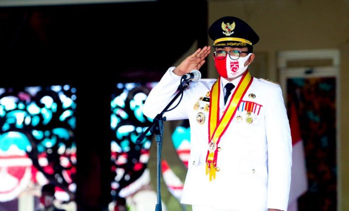 Jadi Inspektur Upacara HUT Kemerdekaan RI ke-75, Bupati Pamekasan Ajak Doakan Para Pejuang Jadi Inspektur Upacara HUT Kemerdekaan RI ke-75, Bupati Pamekasan Ajak Doakan Para Pejuang