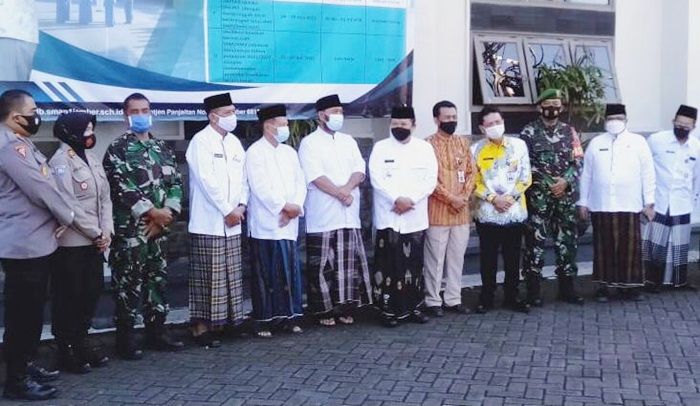 Selangkah Lagi, Jember akan Gelar Pembelajaran Tatap Muka Tingkat SMA-SMK Selangkah Lagi, Jember akan Gelar Pembelajaran Tatap Muka Tingkat SMA-SMK