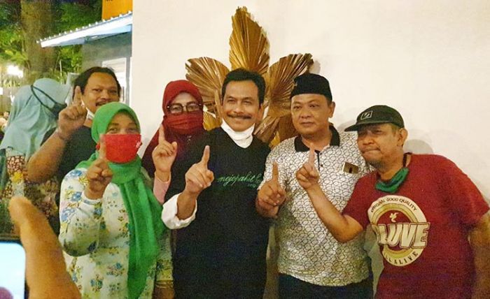 Atasi Kemacetan, Qosim-Alif Janji Bangun Flyover di Tugu Manyar Atasi Kemacetan, Qosim-Alif Janji Bangun Flyover di Tugu Manyar