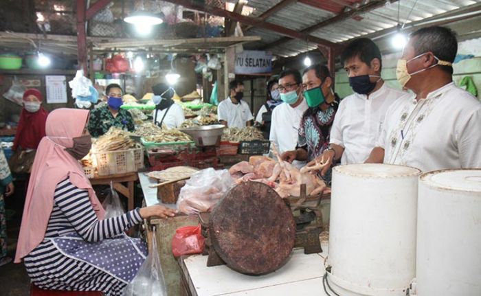 Harga Daging Ayam Naik, Tim Satgas Pangan Kota Probolinggo Sidak Pasar Harga Daging Ayam Naik, Tim Satgas Pangan Kota Probolinggo Sidak Pasar