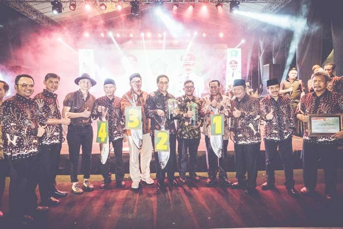 Hanya 2 Jam, Lelang Bandeng Kawak Sidoarjo Raup 2, 2 Miliar Rupiah Hanya 2 Jam, Lelang Bandeng Kawak Sidoarjo Raup 2, 2 Miliar Rupiah