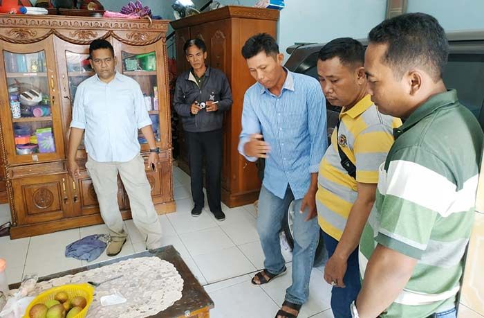 Pakai Pistol Mainan, Perampok di Candi Sidoarjo Bawa Kabur Uang Tunai Rp 15 Juta Pakai Pistol Mainan, Perampok di Candi Sidoarjo Bawa Kabur Uang Tunai Rp 15 Juta