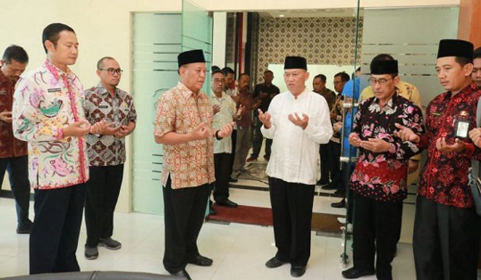 Tempati Gedung Baru, Bupati Fadeli Minta ASN Tingkatkan Kinerja