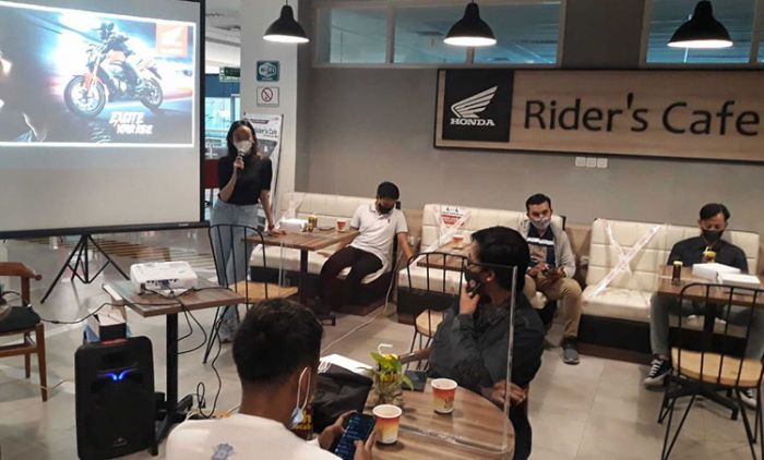 Menikmati Serunya Sunday Riding Gathering Bersama Komunitas Honda CB150R