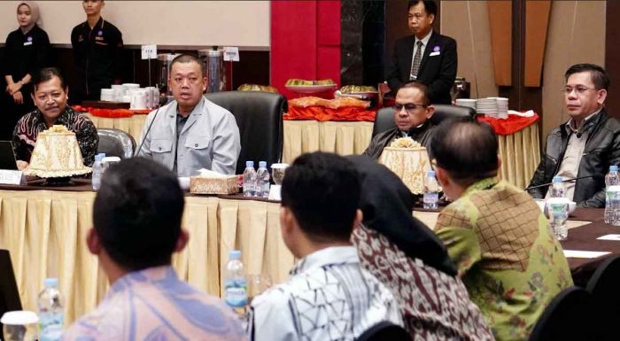 Percepat Program PTSL, Menteri ATR/BPN Dorong Jajaran Kanwil BPN Sulsel Kolaborasi dengan Pemda Percepat Program PTSL, Menteri ATR/BPN Dorong Jajaran Kanwil BPN Sulsel Kolaborasi dengan Pemda