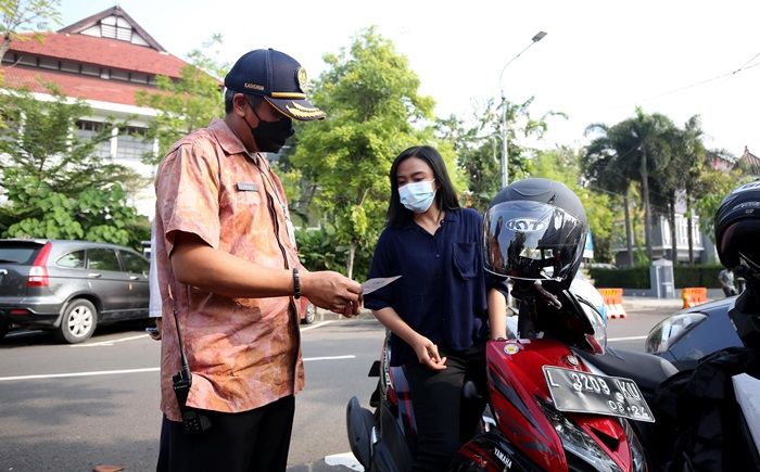 Dishub Surabaya Mulai Terapkan Pembayaran Digital di Sejumlah Titik Parkir