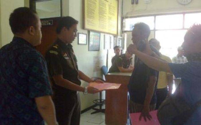 Kades Sembayat Gresik Dilaporkan ke Kejari, Dituding Gelapkan Uang Kas Desa Kades Sembayat Gresik Dilaporkan ke Kejari, Dituding Gelapkan Uang Kas Desa