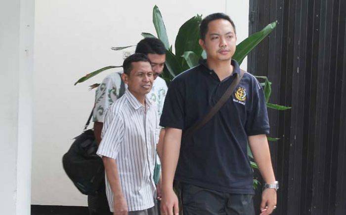 Siap Disidangkan, Tersangka Korupsi PDAM Sugeng Dipindah ke Rutan Medaeng Siap Disidangkan, Tersangka Korupsi PDAM Sugeng Dipindah ke Rutan Medaeng