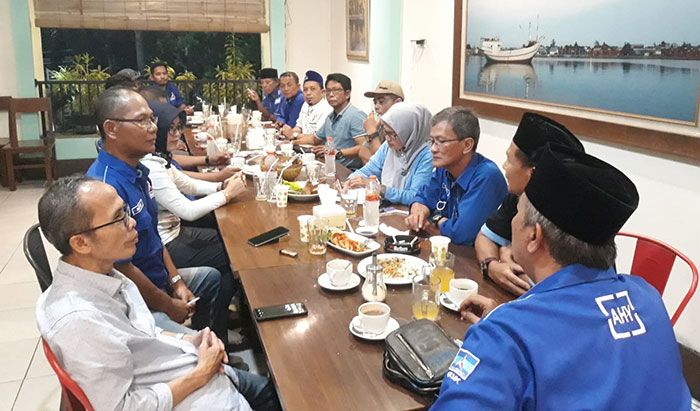 Demokrat Gresik Siap Jalankan Instruksi AHY untuk Mengawal Emil Dardak Demokrat Gresik Siap Jalankan Instruksi AHY untuk Mengawal Emil Dardak